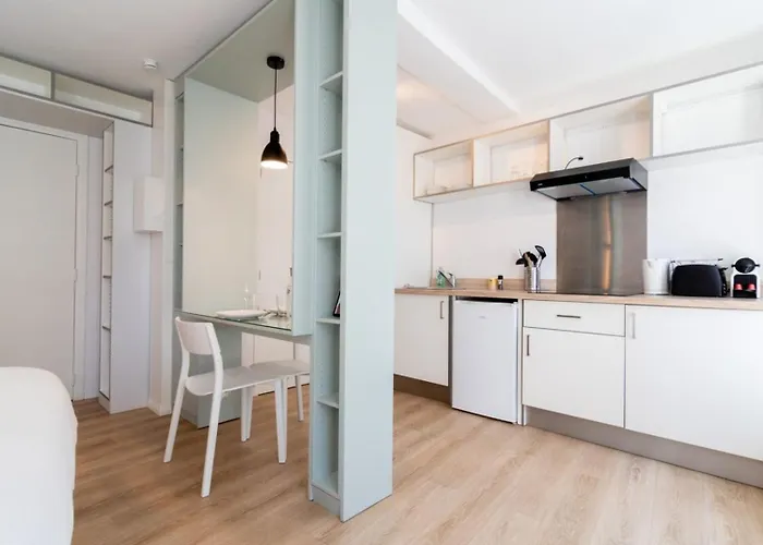 Hypercentre Gares - Superbe équipé Lille